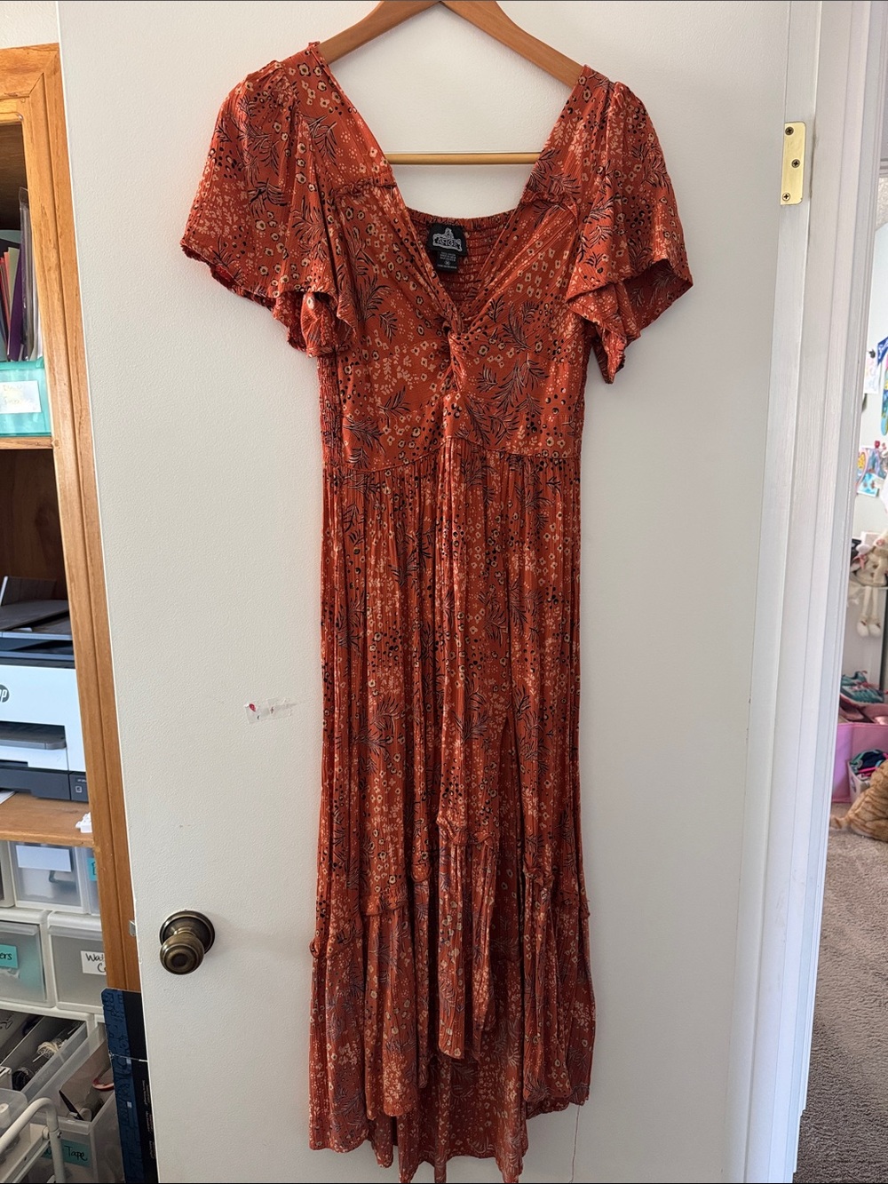 ANGIE Flutter-Sleeve Midi Dress - Size M